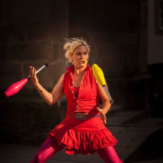 Felicity Footloose Showtime 11.00 1.00pm 2.30pm